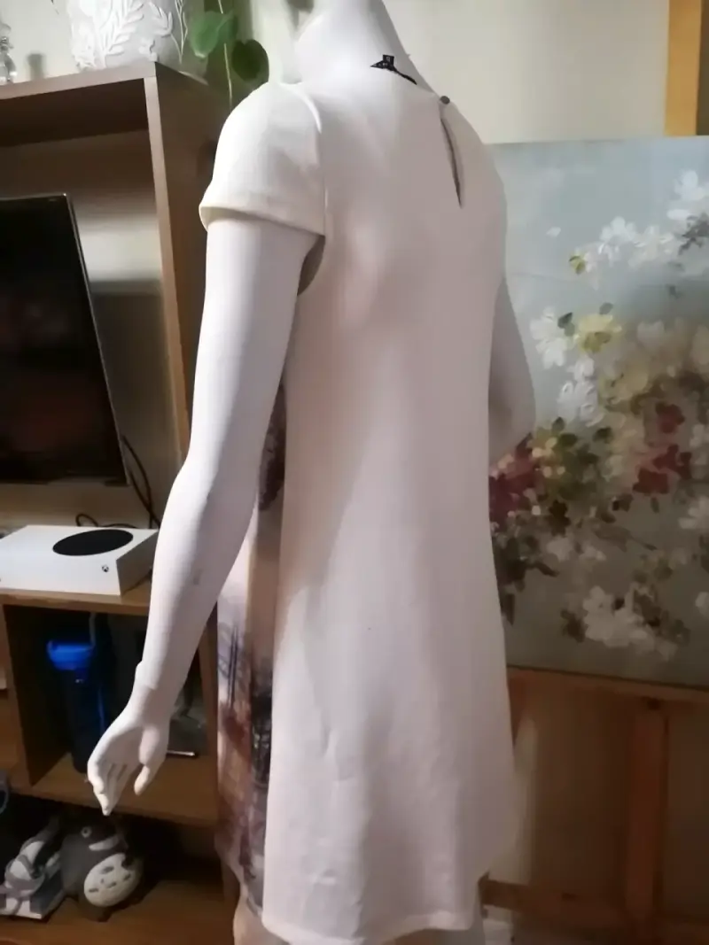 Vestido corto estampado artístico para mujer - 3