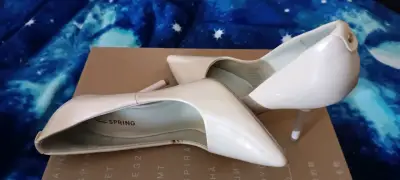 Zapatos de tacones - miniatura 5