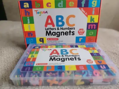 Caja de Letras y Números Magnéticos Toyssa 253 Piezas - miniatura 4