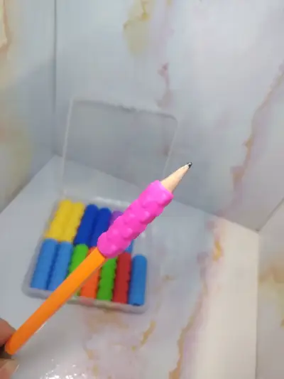 Set de protectores de lápiz de silicona coloridos - miniatura 1