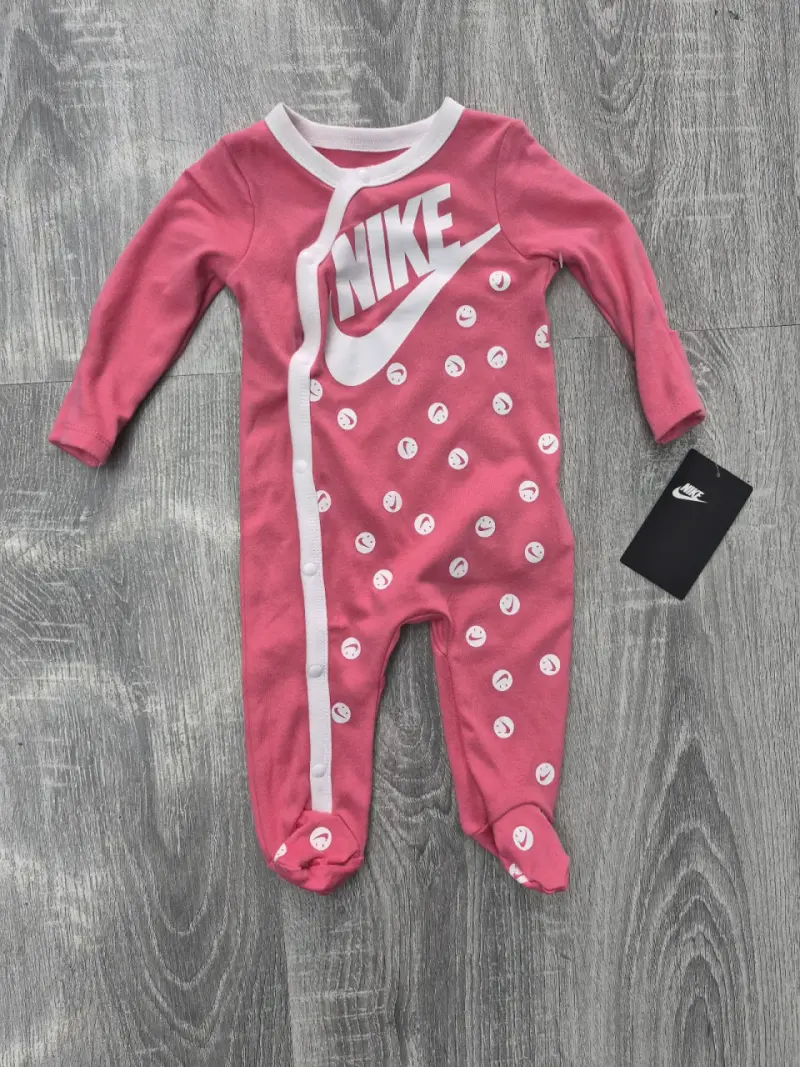 Pijama enterito para bebé Nike floral - 3