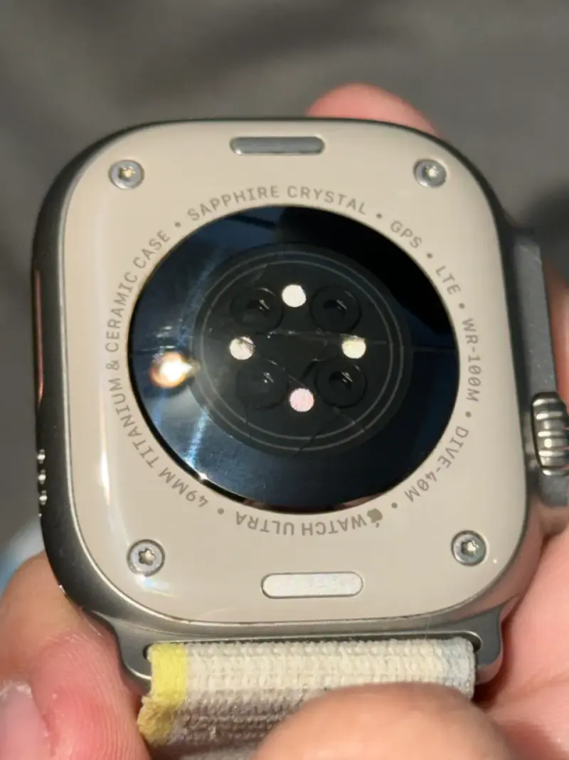 Apple Watch Ultra 1 - 4