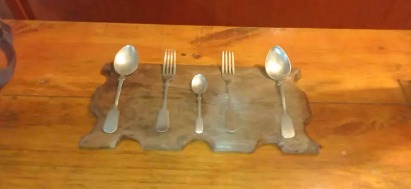 Set de cubiertos de acero inoxidable