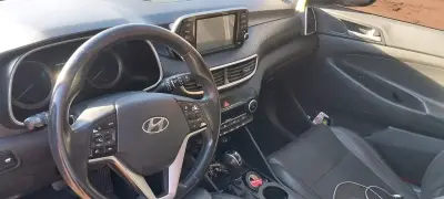 Jeep Hyundai Tucson - miniatura 1