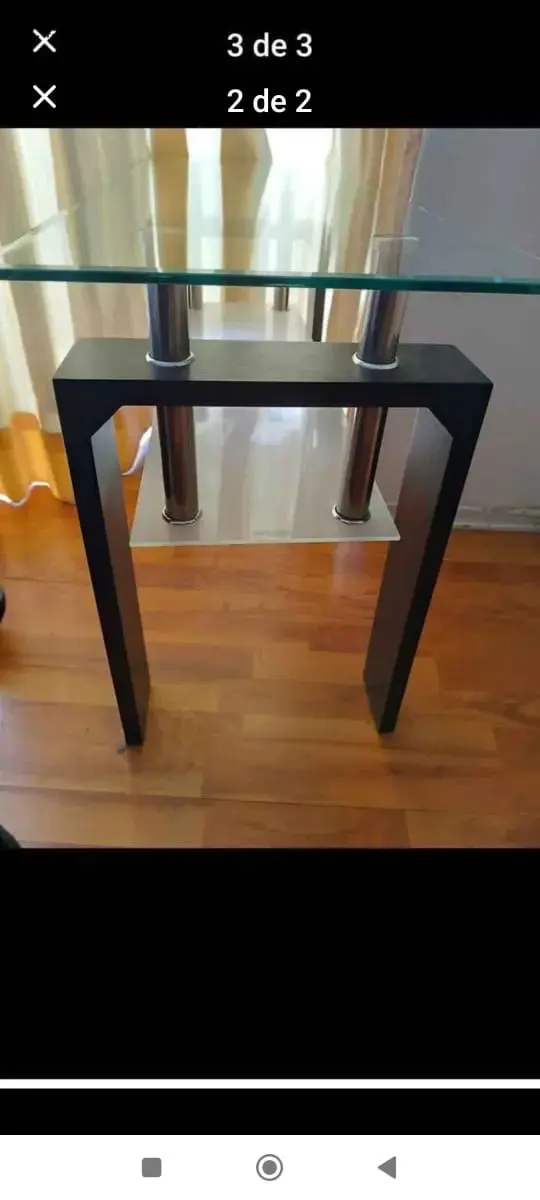 Mesa de vidrio moderna con patas negras - 3