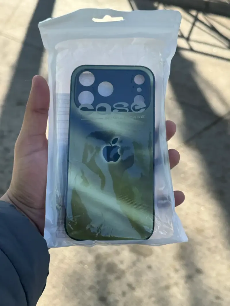 Carcasa verde para iPhone 17 Pro Max - 1