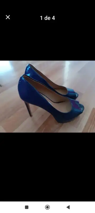 Zapatos de tacón alto azul brillante - miniatura 1
