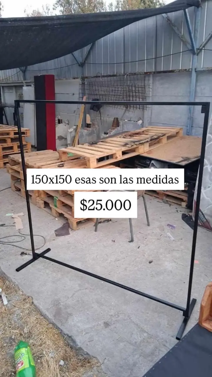 Estructura metálica para colgar ropa 150x150 cm