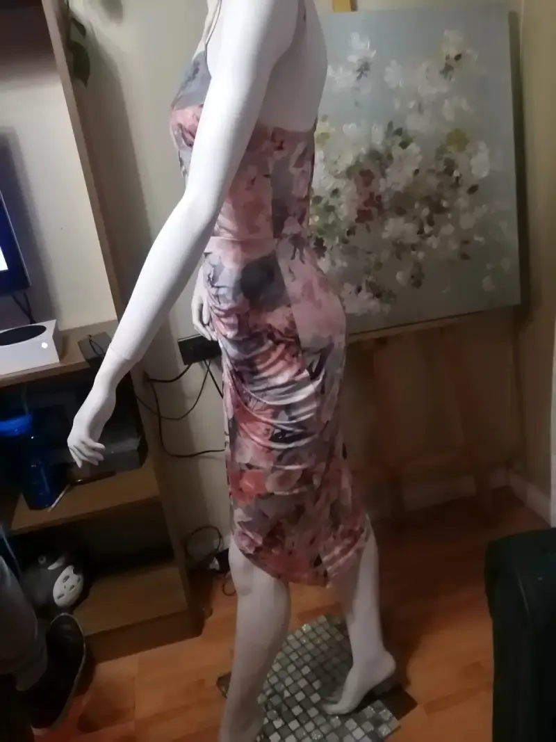 Vestido floral ajustado con tirantes - 5