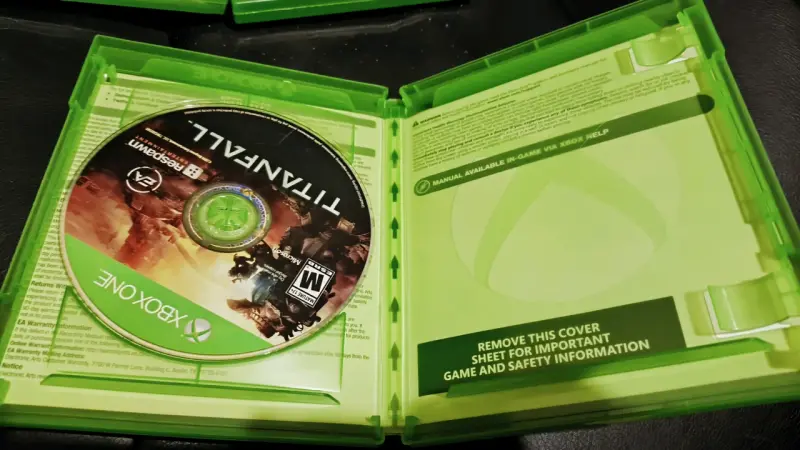 Juego Titanfall para Xbox One en buen estado - 2