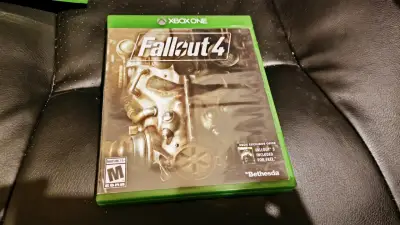 Juego Fallout 4 para Xbox One en buen estado - miniatura 1