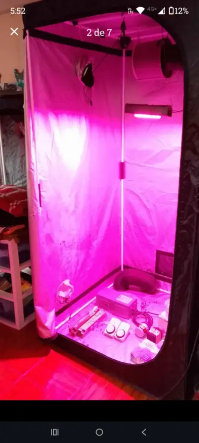 Carpa de cultivo interior con luz LED - miniatura 1