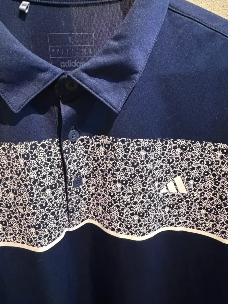 Polera Polo Adidas Azul con Diseño Floral - 3
