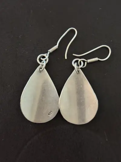 Aros de plata 925 en forma de gota - miniatura 2