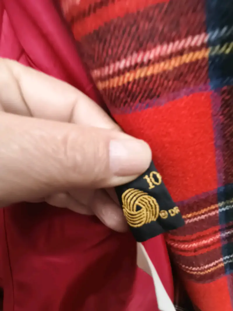 Blazer escocés rojo a cuadros estilo vintage - 4