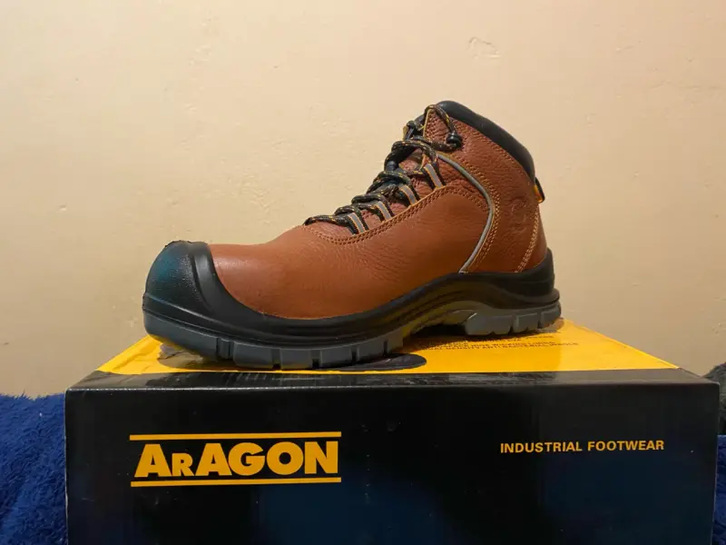 Botas de Seguridad Aragon Marrón Talla 44 - 2