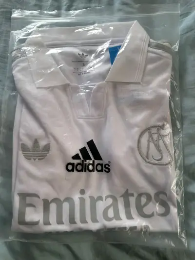 Camiseta Real Madrid especial - miniatura 1