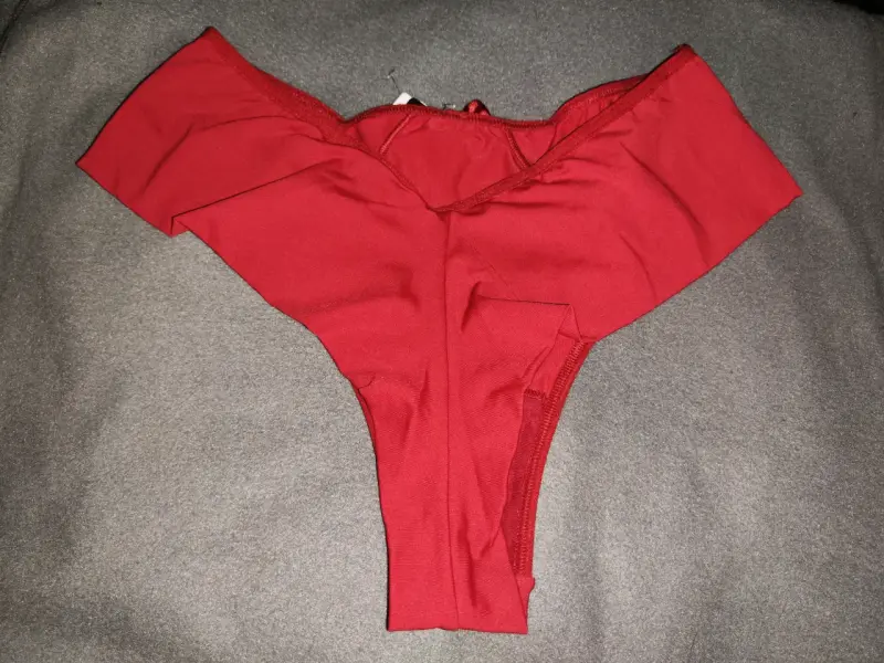 Calzón rojo con encaje para mujer - 2
