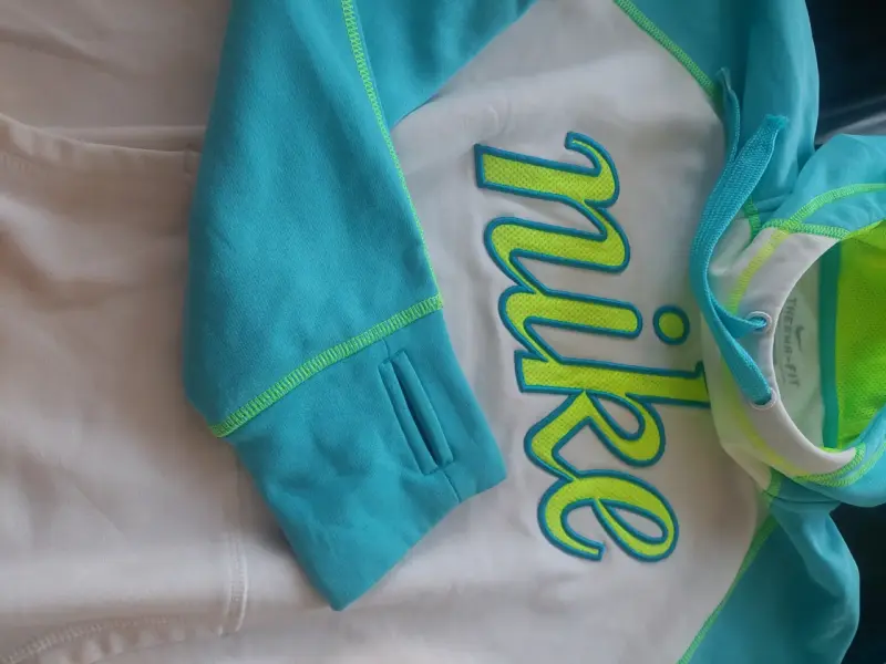 Polerón Nike - 3