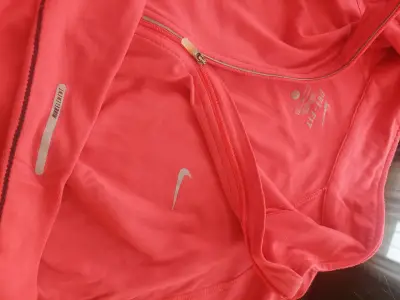 Polerón deportivo  Nike con cierre - miniatura 2