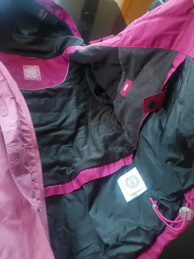 Chaqueta impermeable para mujer - miniatura 2