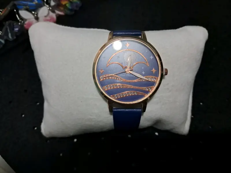 Reloj de pulsera elegante con cristales - 3