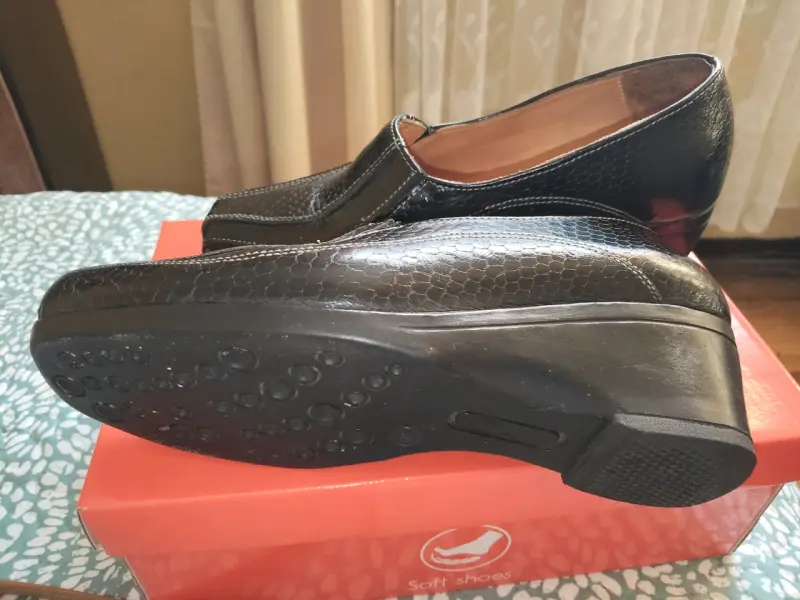 Zapatos de cuero negro con plataforma - 3