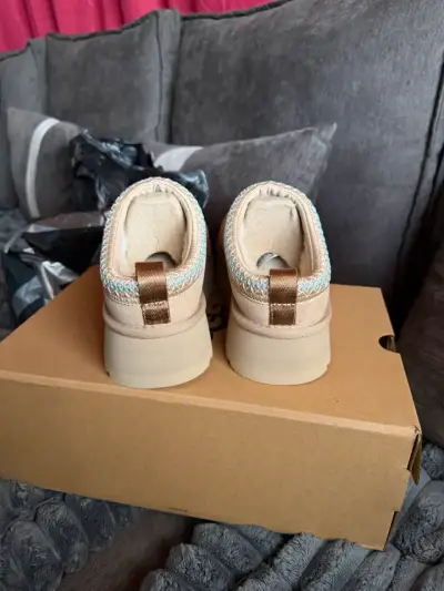 Zapatillas UGG color sand - miniatura 3
