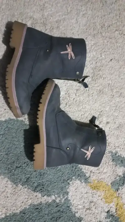 Botas de cuero azul con diseño de libélula - miniatura 6