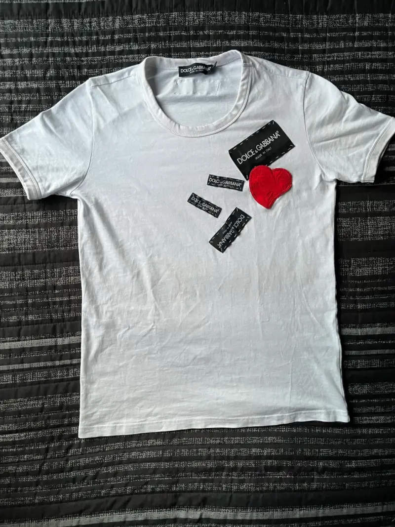 Polera Blanca Dolce & Gabbana con Corazón Rojo - 2