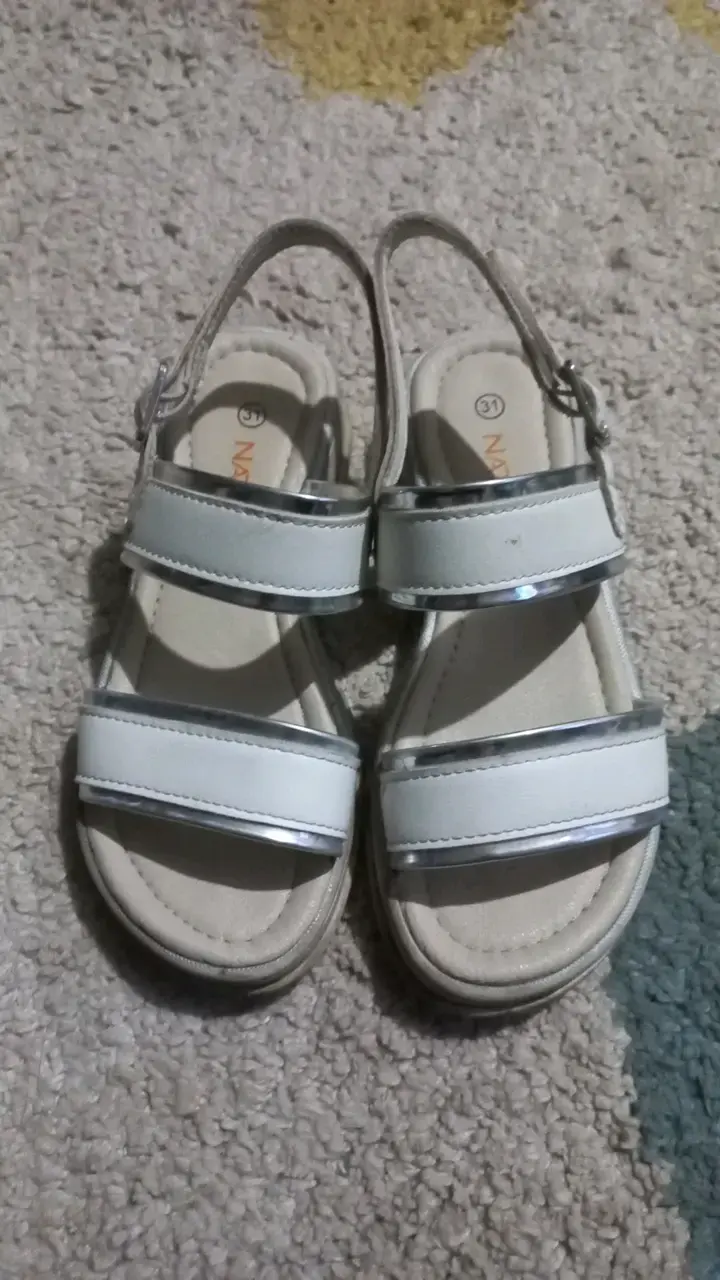 Sandalias blancas para niña talla 31 - 1