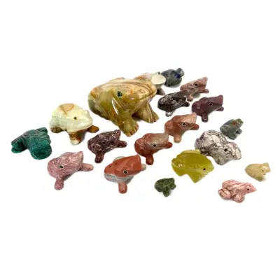 Colección de ranas de piedra decorativas - miniatura 1