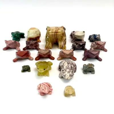 Colección de ranas de piedra decorativas - miniatura 3