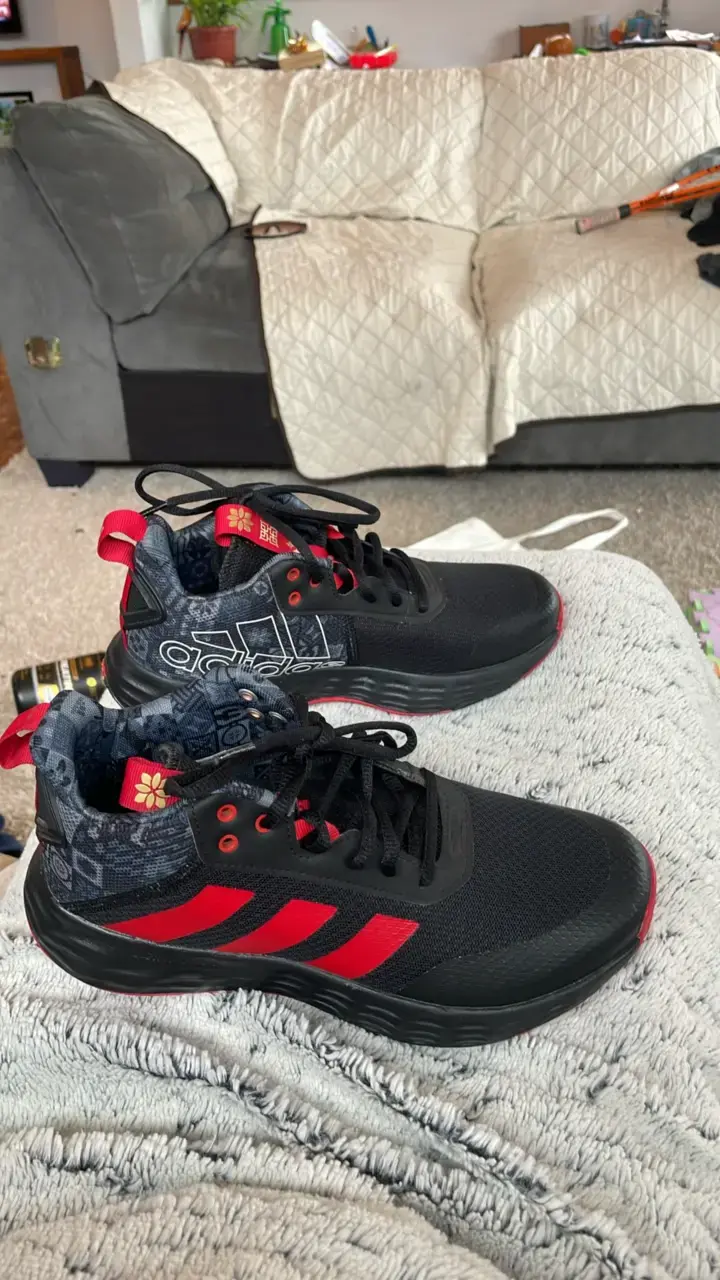 Zapatillas Adidas originales sin uso❗️🚨 - 1