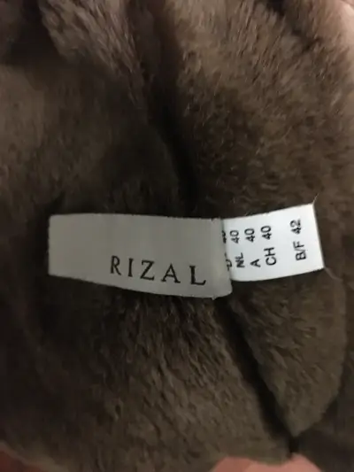 Abrigo de piel sintética Rizal marrón - miniatura 1