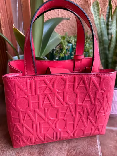 Bolso Armani Exchange rosa con relieve - miniatura 4