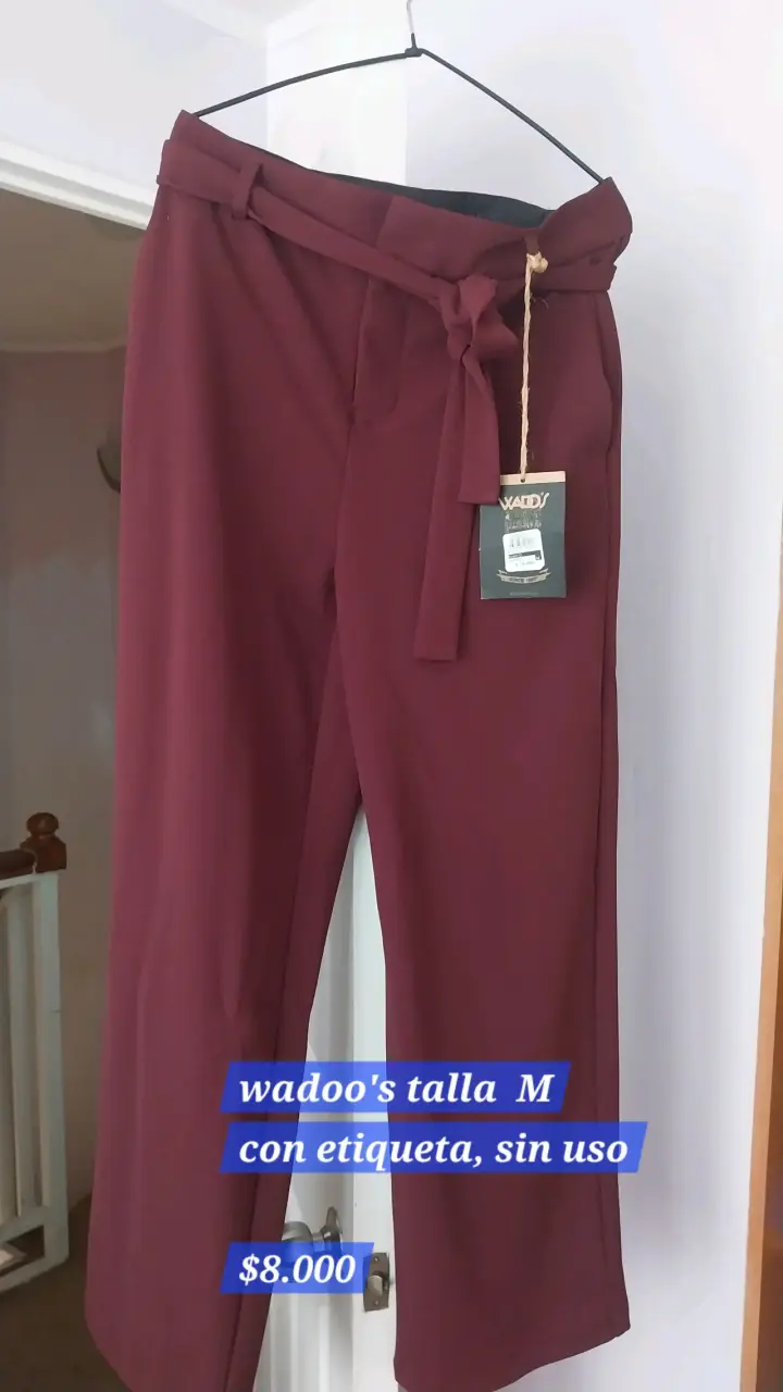 Pantalones burdeos Wadoo's talla M nuevos