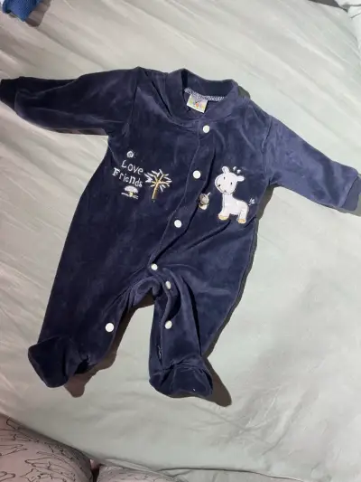 Ropa se bebe - miniatura 1