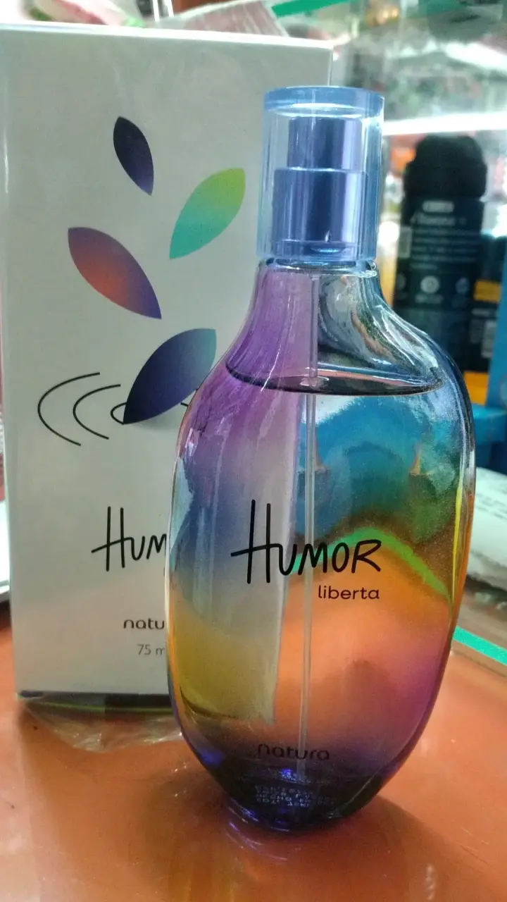 Perfume humor liberta