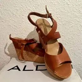 Sandalias de cuero café ALDO - 2