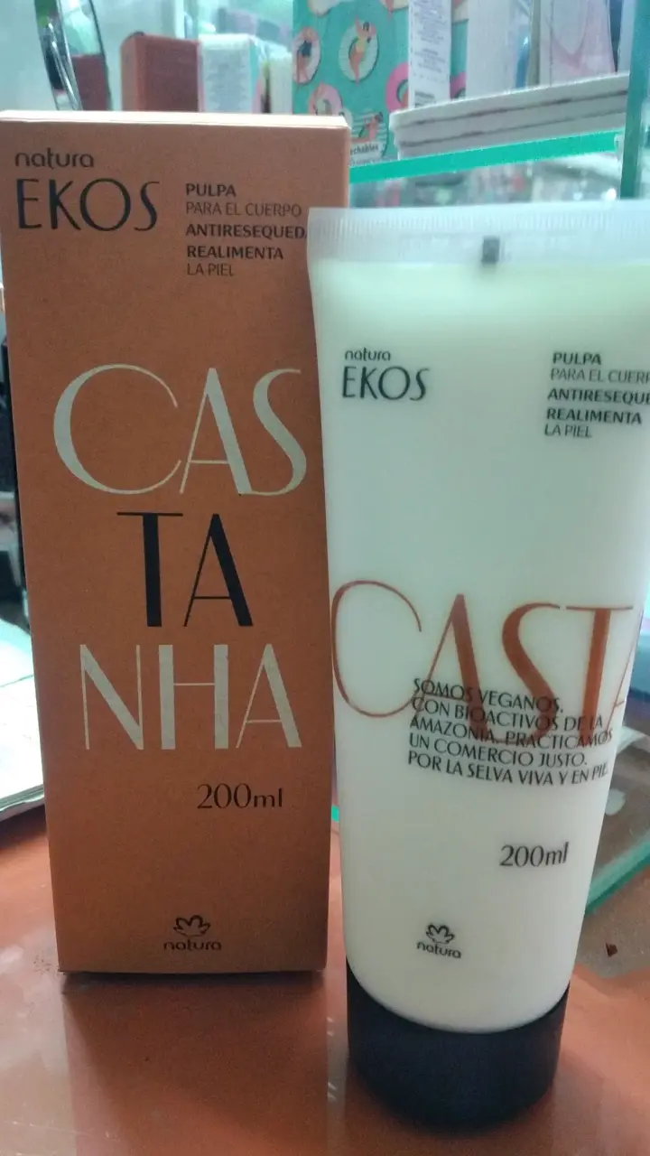 Crema corporal Natura Ekos Castaña 200ml