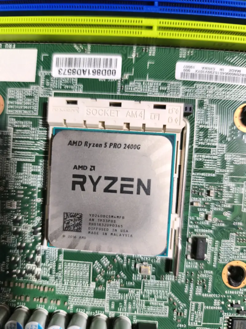 Computador Lenovo ThinkCentre M27s SFF Ryzen 5 - 3