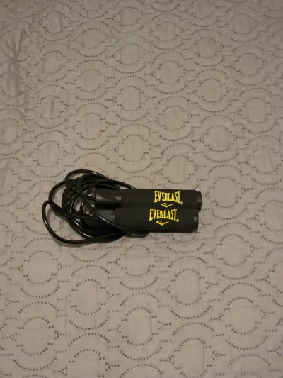 🏃‍♂️🖤 Cuerda de salto Everlast Deluxe negra - miniatura 1