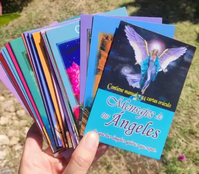 Oraculo Mensajes de tus Ángeles y Bolso Alternativ - miniatura 1