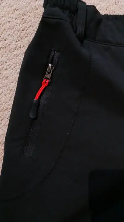 Pantalones de trekking negros con chiporro - miniatura 2
