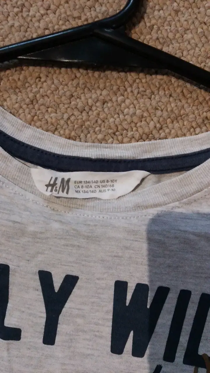 Polera infantil manga larga con diseño de animales - 3