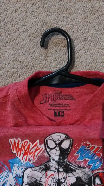 Polera manga larga Spiderman para niños - miniatura 3