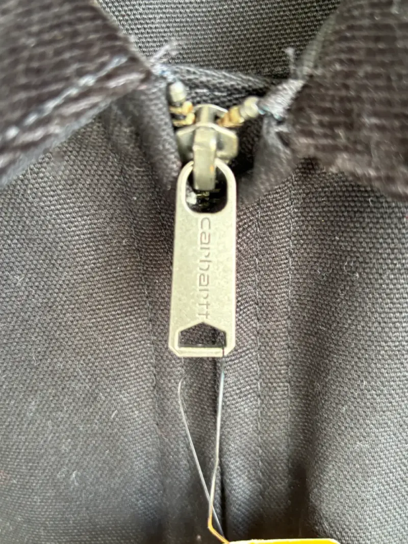 Chaqueta Carhartt  Detroit con cuello de pana - 4