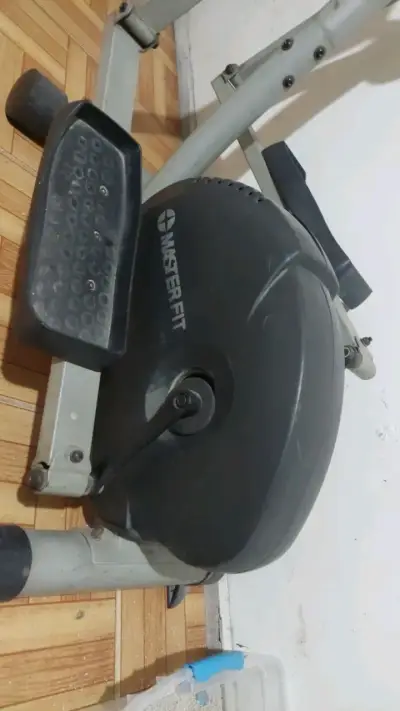 Máquina elíptica para ejercicio en casa - miniatura 6
