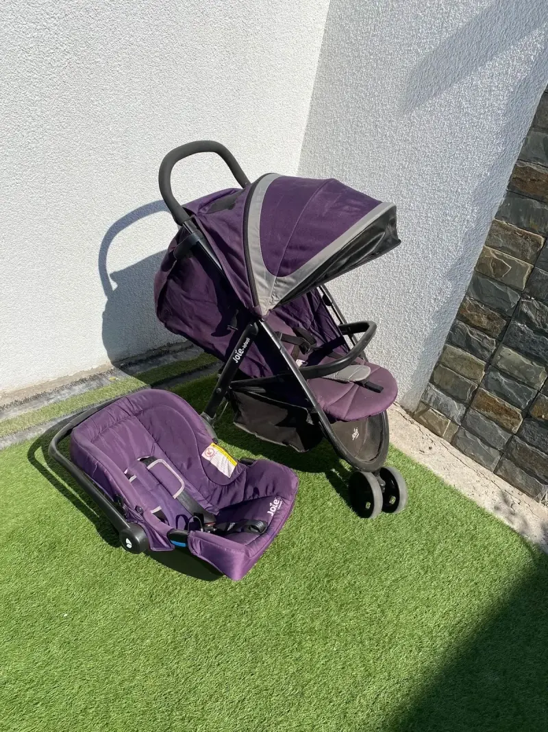 Coche de bebé Joie con base desmontable - 2